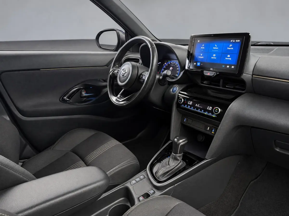 Yaris Cross 1.5 Hybrid Adventure |HUD|NAP|
