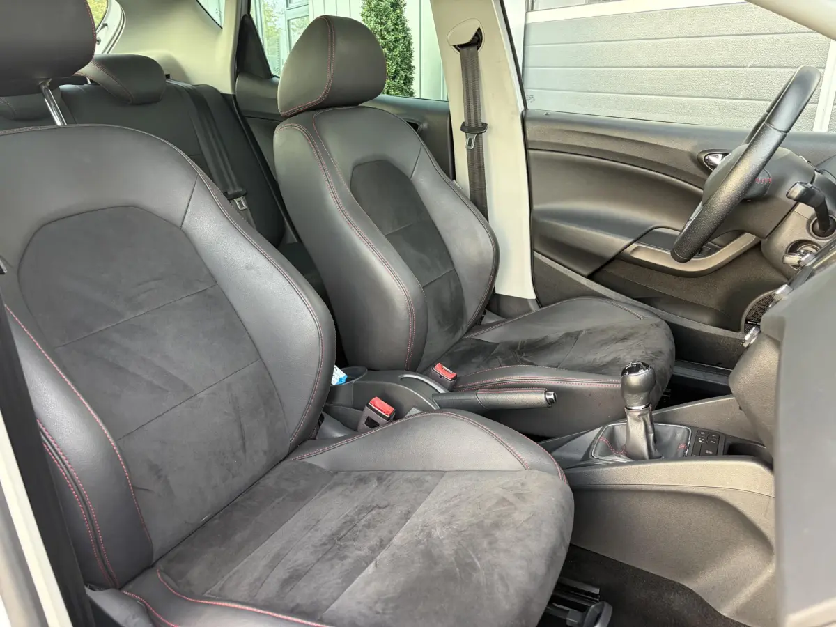 Ibiza 1.0 EcoTSI FR Connect | Pano | Alcantara | Stoelverwarming | Xenon |