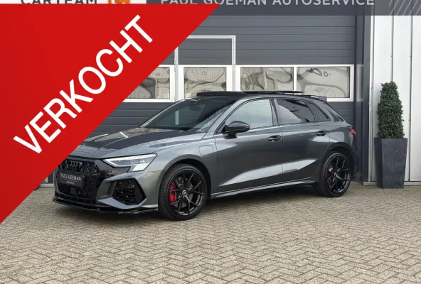 A3 Sportback 45 TFSI e S edition Competition | Pano | RS stoelen | B & O | Camera | Carbon pakket |