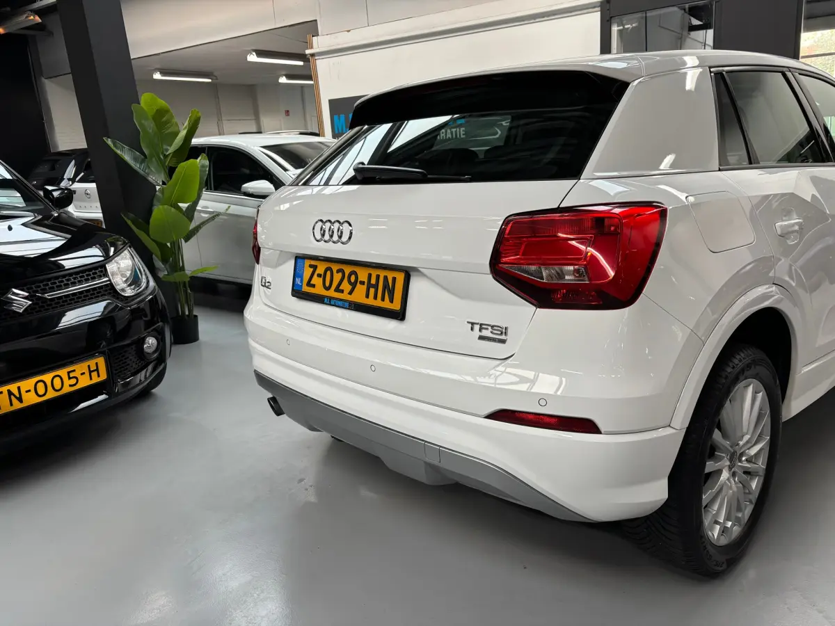Q2 1.0 TFSI Sport Pro Line S / Navigatie