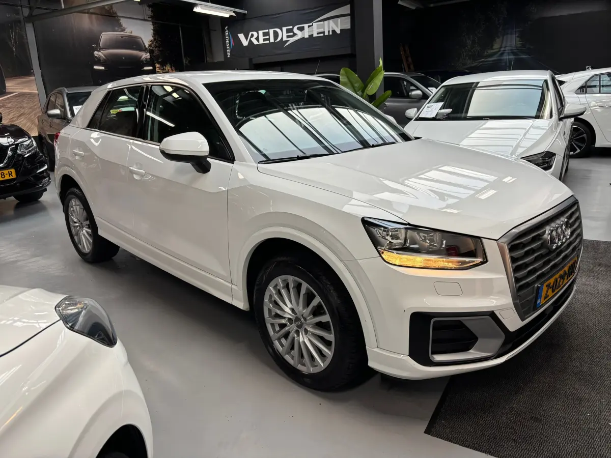 Q2 1.0 TFSI Sport Pro Line S / Navigatie