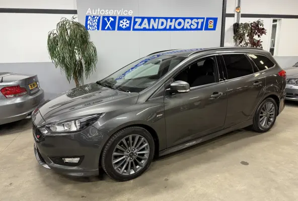 Focus Wagon 1.0 ST-Line // Ecc // stoel verw.