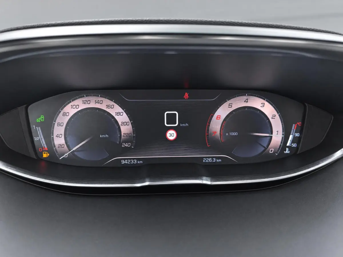 3008 1.2 PureTech GT Line NAVI/CARPLAY/360CAMERA