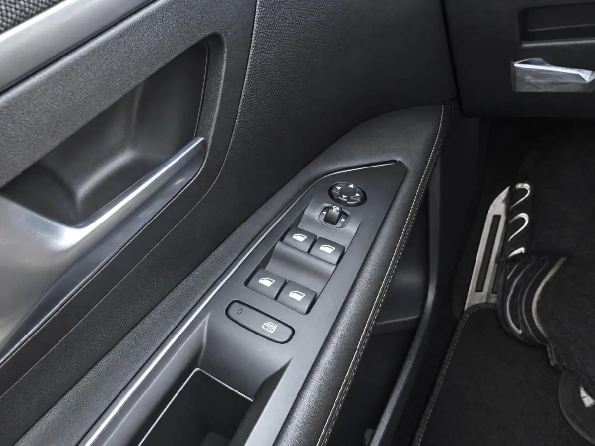 3008 1.2 PureTech GT Line NAVI/CARPLAY/360CAMERA