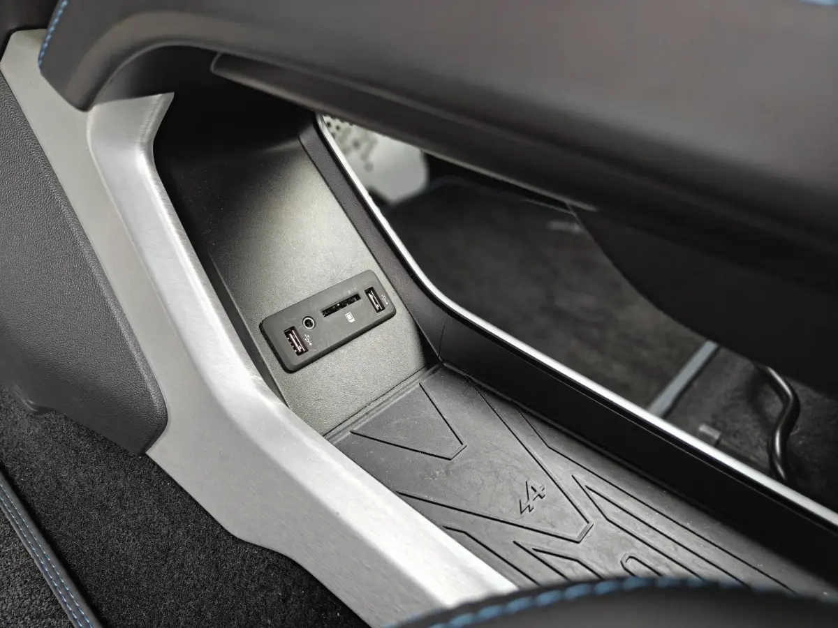 A110 1.8 Turbo Légende VOL!/Focal audiosystem/Verwarmde stoelen/Camera/Apple/Android Auto