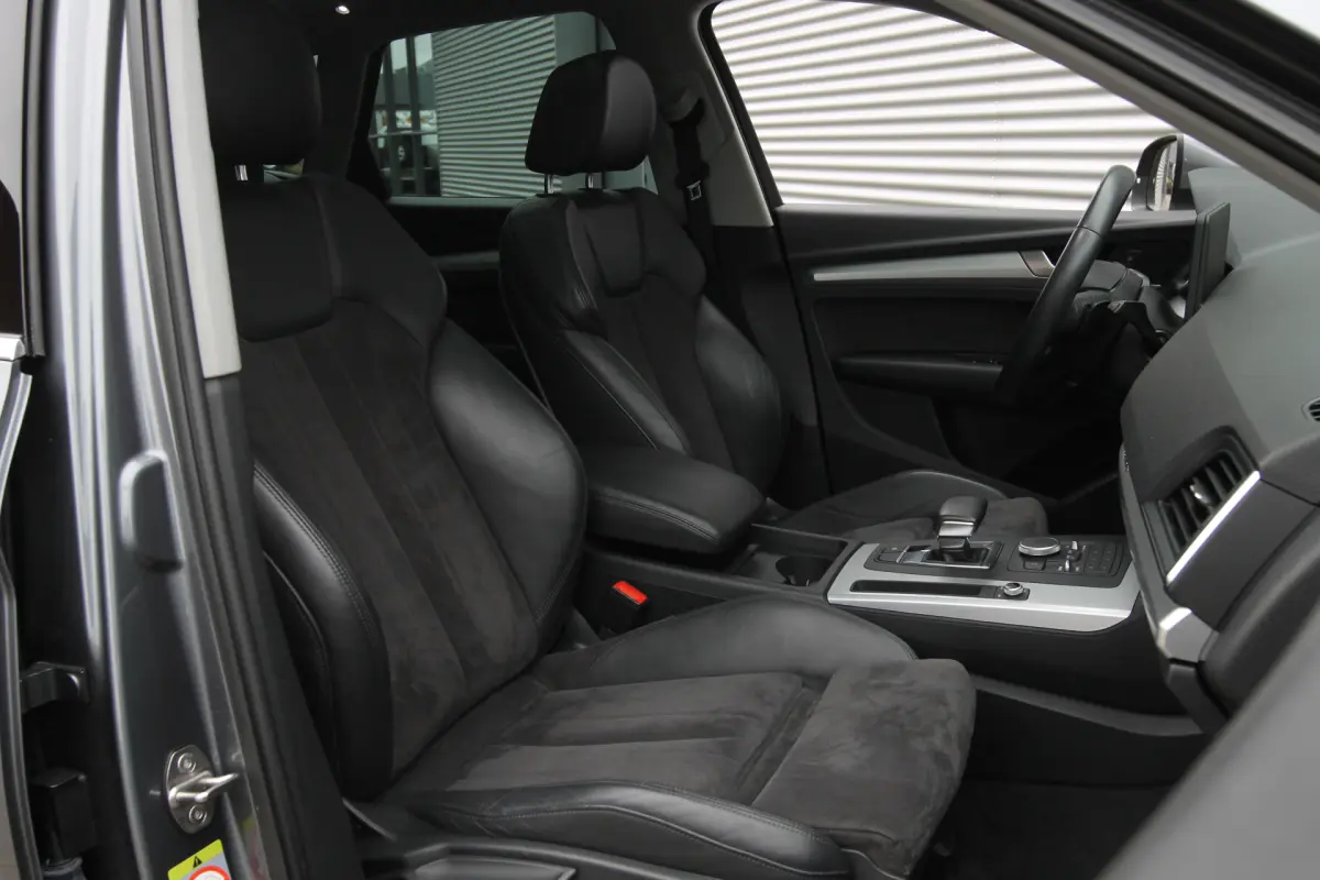 Q5 2.0 TFSI quattro I Aut. I S-Line I Pano.dak I Navi
