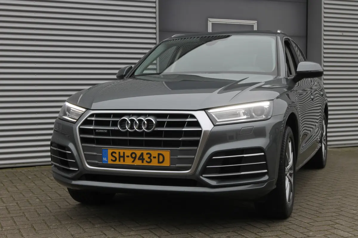 Q5 2.0 TFSI quattro I Aut. I S-Line I Pano.dak I Navi