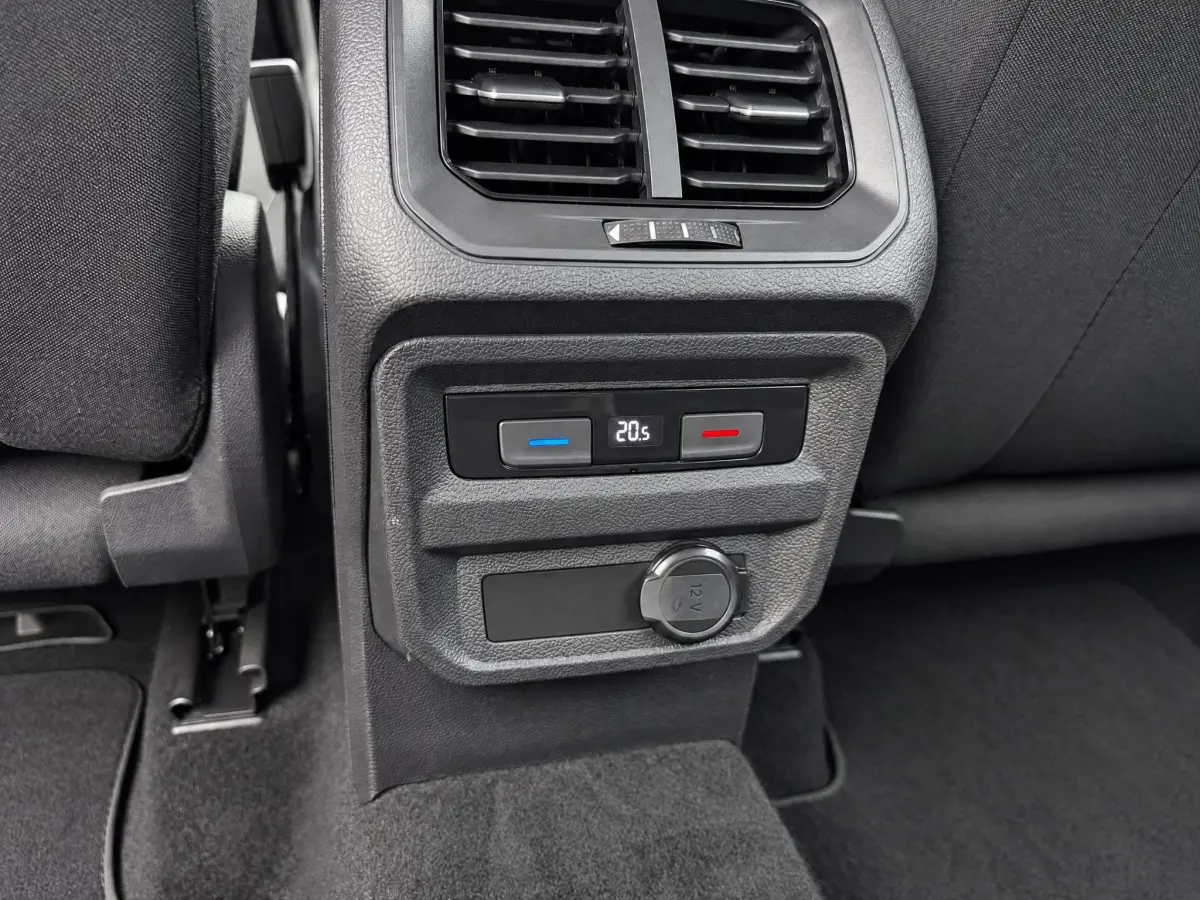Tiguan 1.5 TSI BOVAG GARANTIE CAMERA/TREKHAAK/CARPLAY