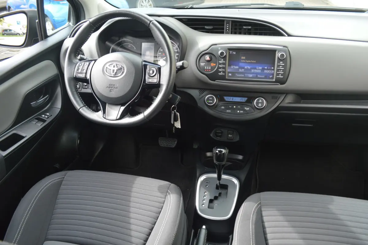 Yaris 1.5 Hybrid Aspiration Automaat / 1e eigenaar / BOVAG RIJKLAARPRIJS