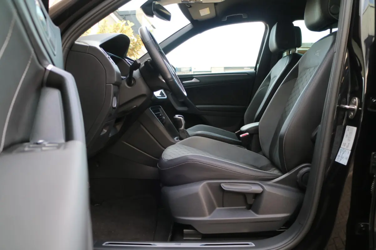 Tiguan 1.4 TSI eHybrid R-Line PHEV | SOH 99% | Camera | Compleet! |