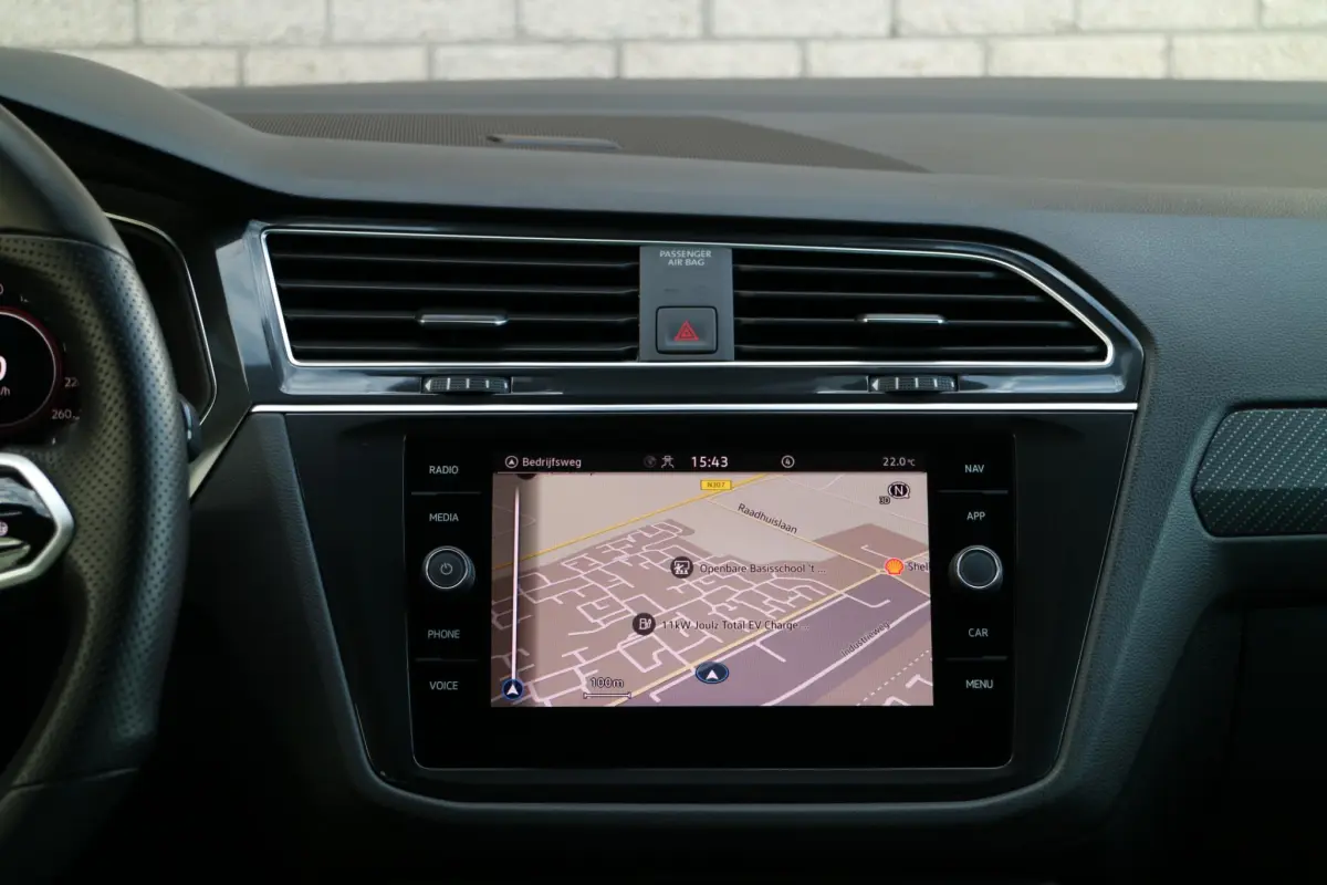 Tiguan 1.4 TSI eHybrid R-Line PHEV | SOH 99% | Camera | Compleet! |