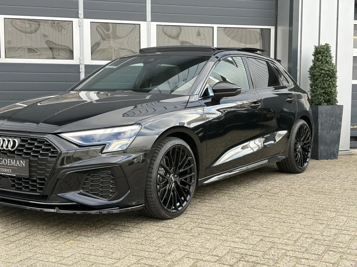 A3 Sportback 35 TFSI 3x S Line edition | Pano | B&O | Camera | Elek stoelen | 19 inch |
