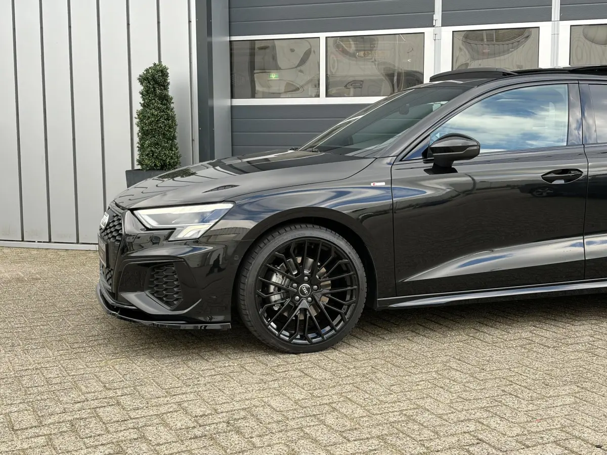A3 Sportback 35 TFSI 3x S Line edition | Pano | B&O | Camera | Elek stoelen | 19 inch |