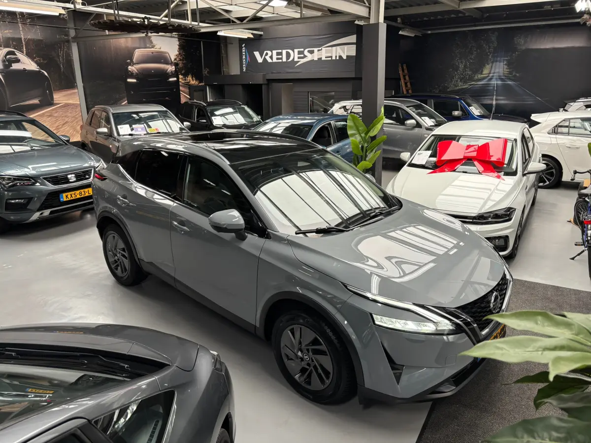 QASHQAI 1.3 MHEV Acenta / Camera /Panorama Dak / Trekhaak