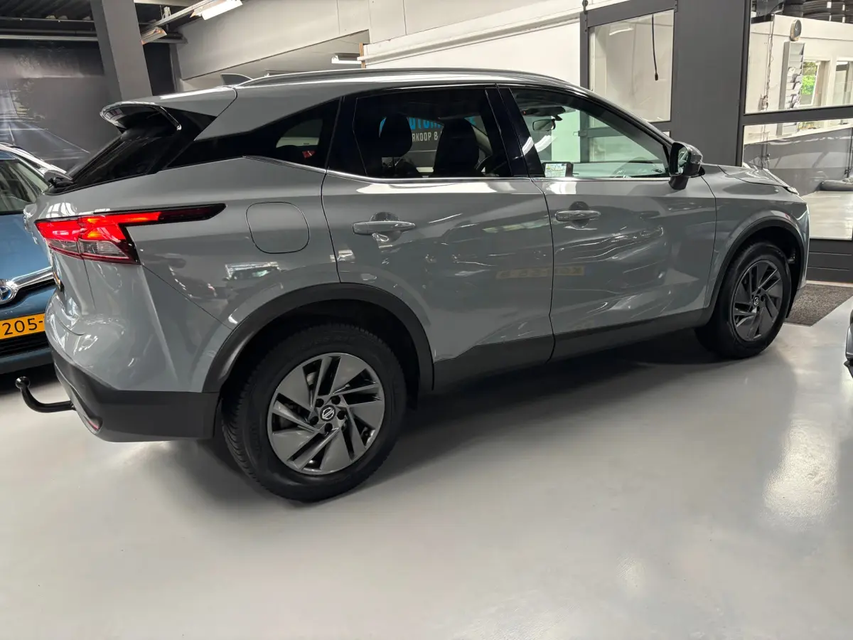 QASHQAI 1.3 MHEV Acenta / Camera /Panorama Dak / Trekhaak