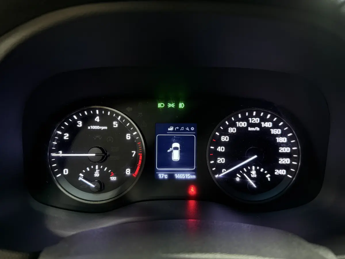 Tucson 1.6 T-GDi Comfort // 17 inch // Cruise // Navi