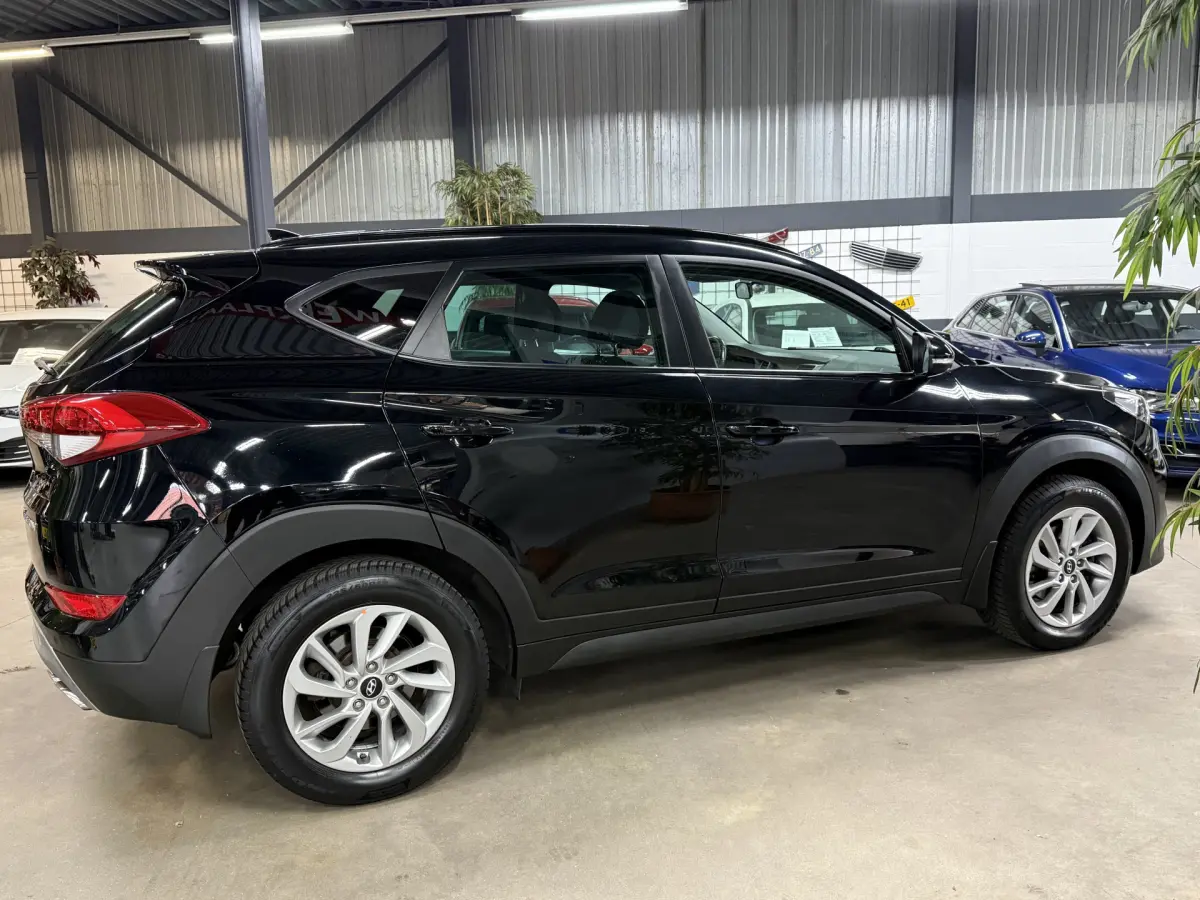 Tucson 1.6 T-GDi Comfort // 17 inch // Cruise // Navi