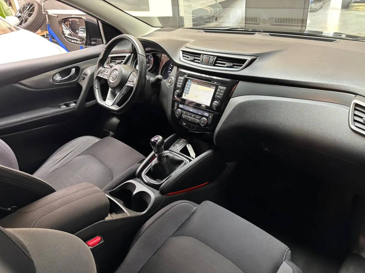 QASHQAI 1.2 N-Connecta / Camera / Navigatie