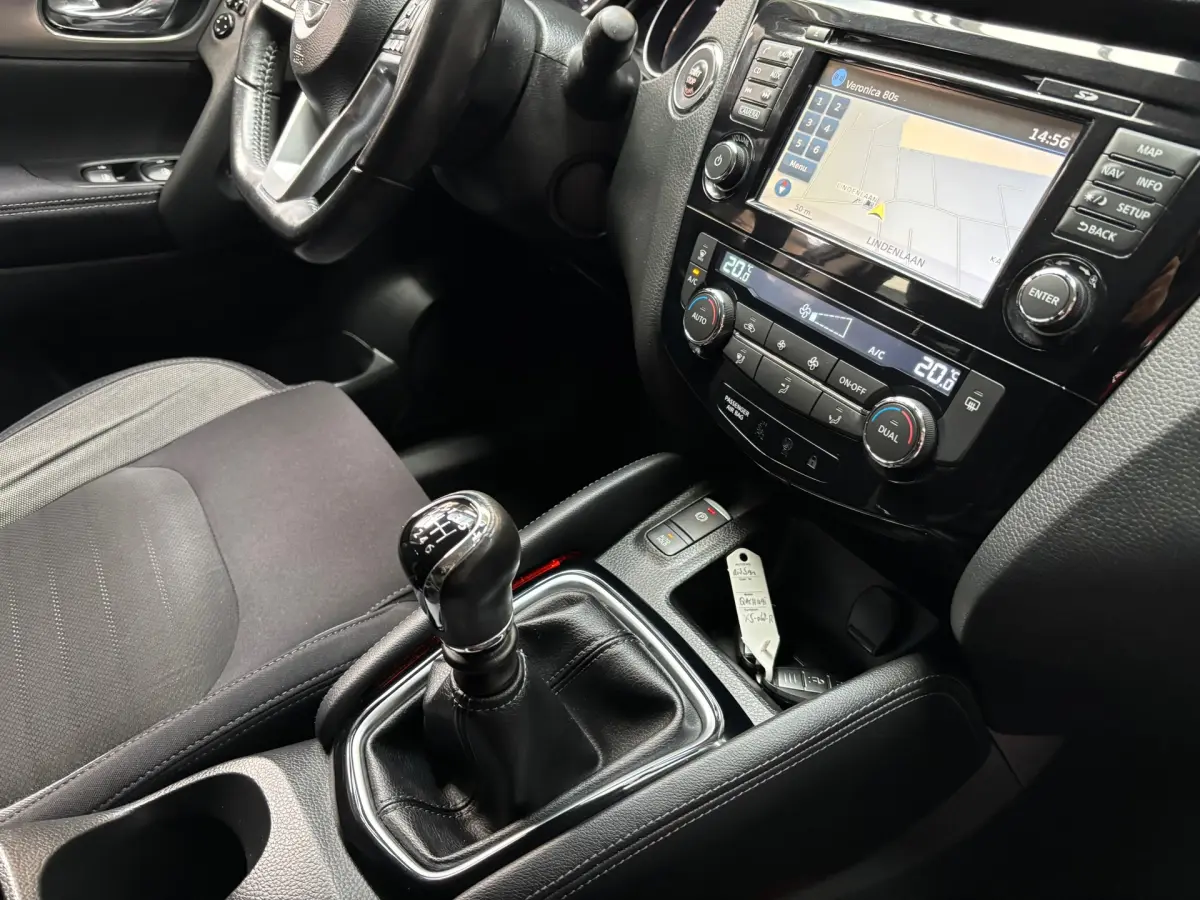 QASHQAI 1.2 N-Connecta / Camera / Navigatie