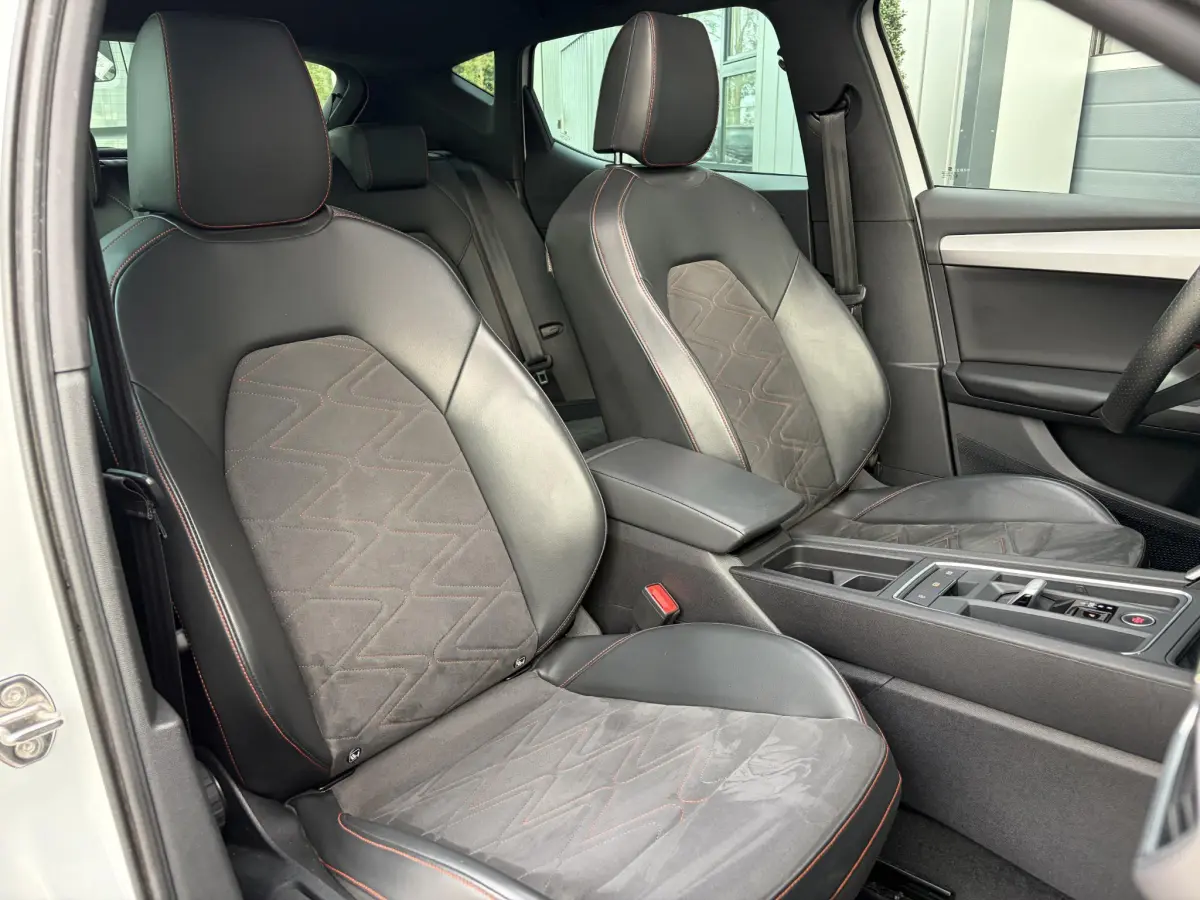 Leon 1.4 TSI eHybrid PHEV FR Business Intense | Pano | Virtual | Camera | LED | Elektrische Stoel | Sfeer